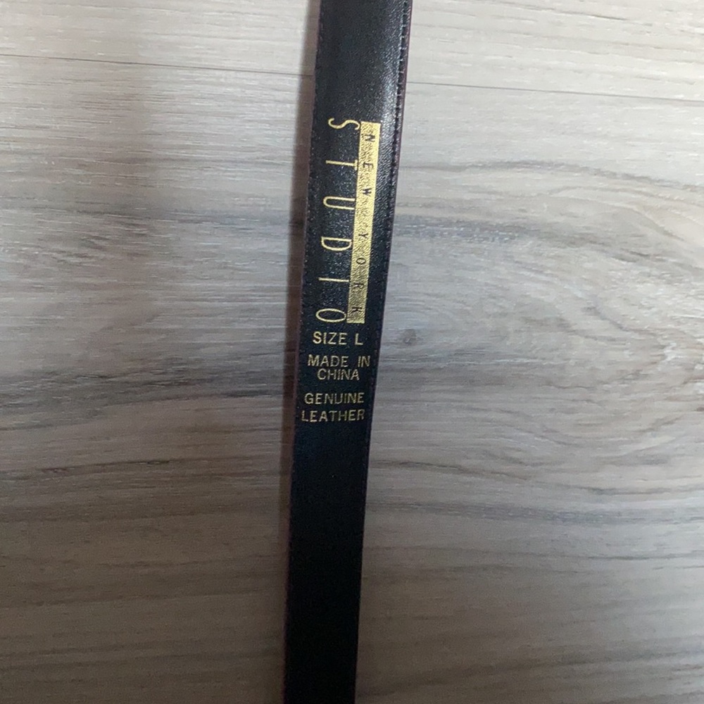 Vintage Women’s Leather Belt - Picture 4 of 5